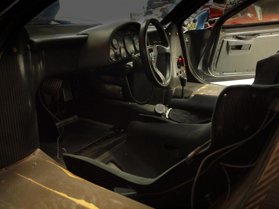  Jaguar XJR15 1991 года  (фото 2 из 16)